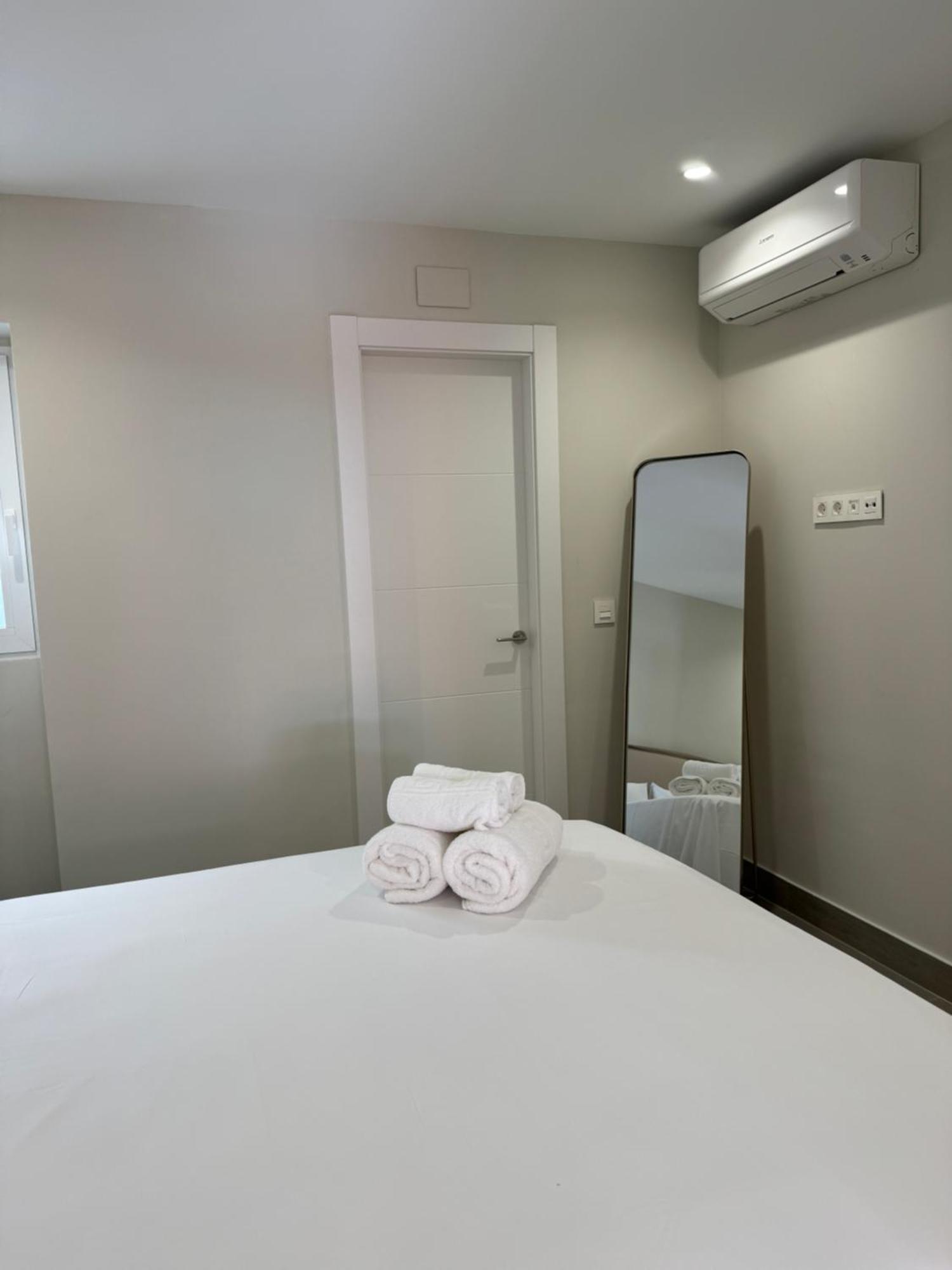 Navas 102 Cosmopolitan Loft Apartment Granada Exterior photo